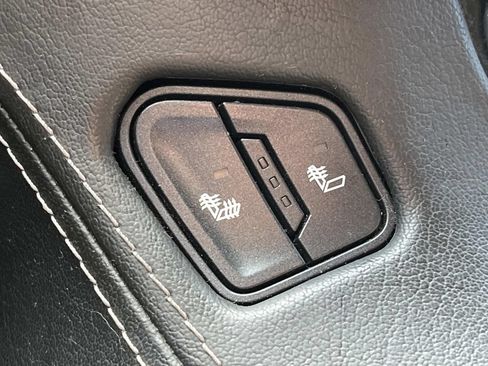 Used 2016 Chevrolet Tahoe LT AWD/4WD image 41