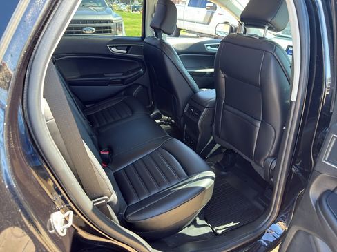 Used 2024 Ford Edge SEL w/ Convenience Package AWD/4WD image 5