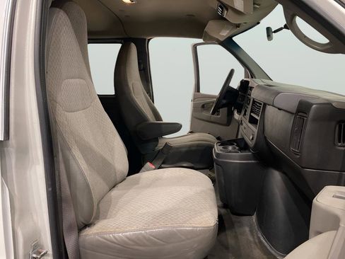 Used 2012 Chevrolet Express 3500 LT w/ LT Preferred Equipment Group image 10