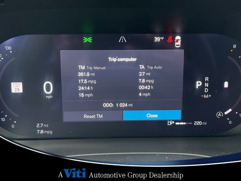 Used 2026 Volvo XC60 B5 Plus w/ Protection Package Premier AWD/4WD image 33