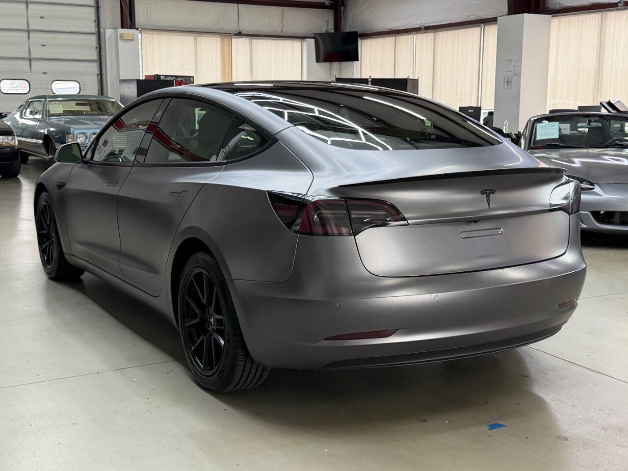 Used 2022 Tesla Model 3 Long Range AWD/4WD image 4