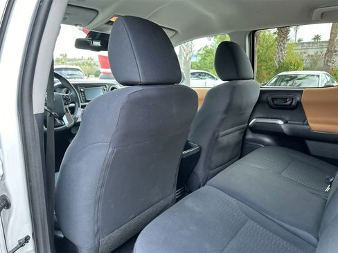 Used 2019 Toyota Tacoma SR5 image 14