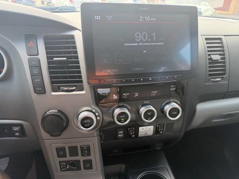 Used 2013 Toyota Sequoia Platinum image 15