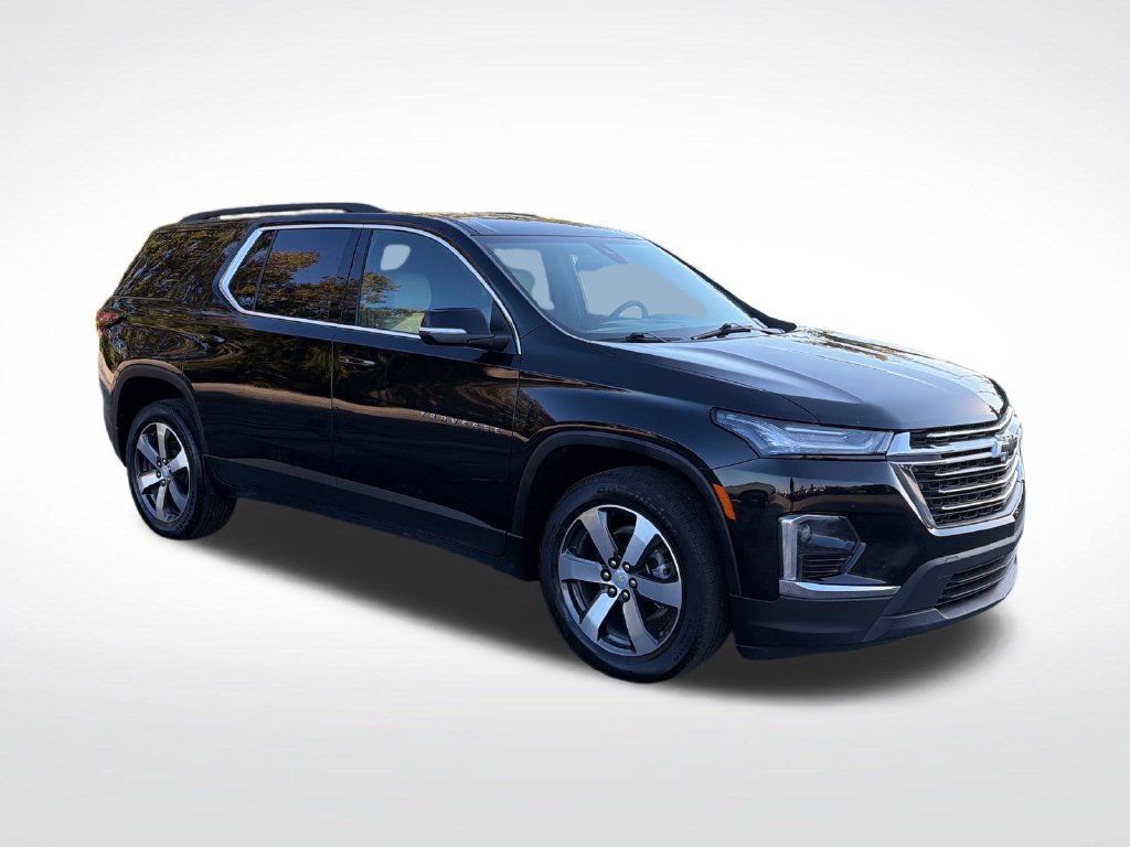 Used 2023 Chevrolet Traverse LT w/ LT Premium Package FWD image 8