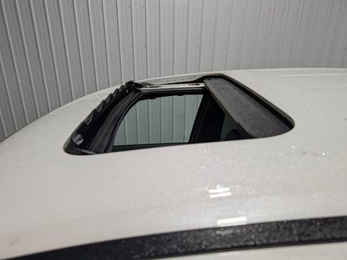 Used 2025 Honda Ridgeline Black Edition image 9