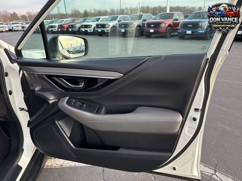 Used 2023 Subaru Outback Onyx Edition image 34