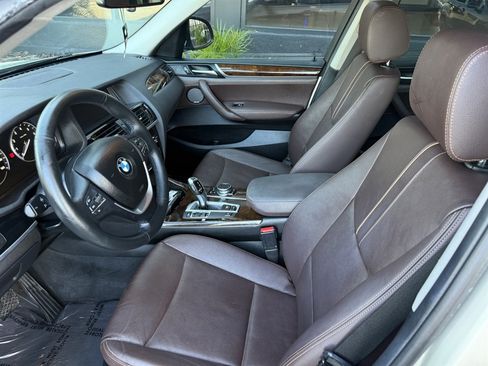 Used 2017 BMW X3 sDrive28i RWD image 13