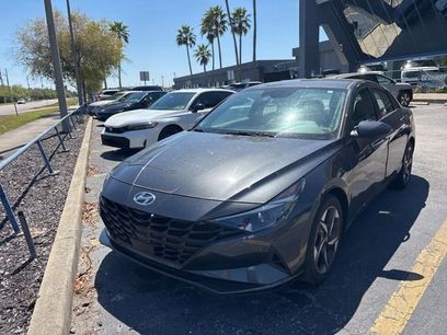 Certified 2023 Hyundai Elantra SEL w/ Convenience Package