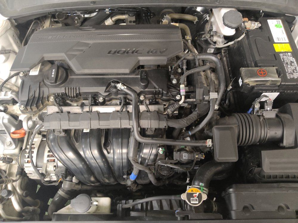 Used 2023 Hyundai Elantra SEL FWD image 30
