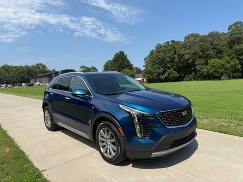 Used 2019 Cadillac XT4 Premium Luxury FWD image 7