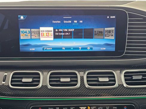 New 2026 Mercedes-Benz GLE 53 AMG 4MATIC Coupe image 32