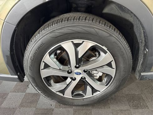 Used 2022 Subaru Outback Touring XT w/ Tech Package 3 AWD/4WD image 24