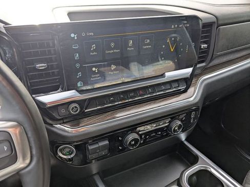 Used 2023 Chevrolet Silverado 1500 LT Trail Boss w/ Convenience Package II image 18