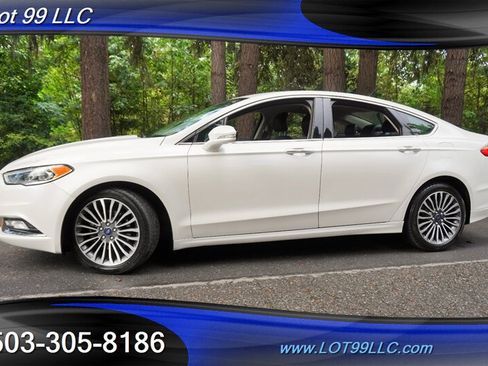 Used 2017 Ford Fusion SE w/ Fusion SE Technology Package FWD image 5