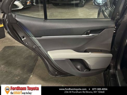 Used 2023 Toyota Camry XLE AWD/4WD image 11