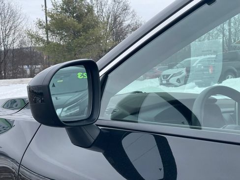 Certified 2023 Nissan Rogue SV AWD/4WD image 38