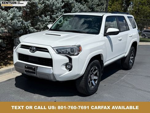 Used 2024 Toyota 4Runner TRD Off-Road AWD/4WD image 3