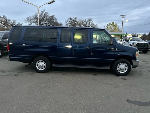 Used 2013 Ford E-350 and Econoline 350 XL image 3