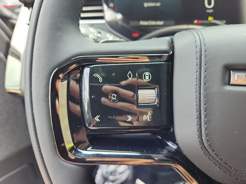 New 2025 Land Rover Range Rover Sport Dynamic SE image 19