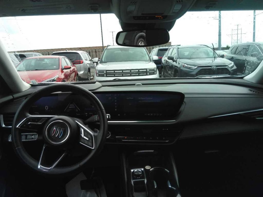 Used 2024 Buick Envision Preferred AWD/4WD image 6