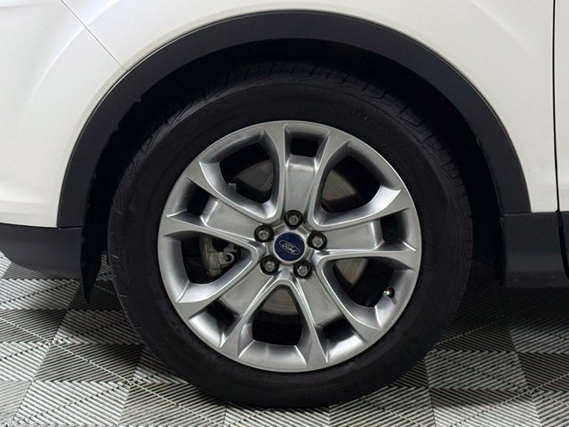Used 2015 Ford Escape Titanium FWD image 12
