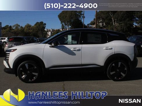 New 2025 Nissan Kicks SR FWD image 2