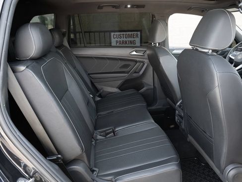 Used 2023 Volkswagen Tiguan SE R-Line FWD image 41