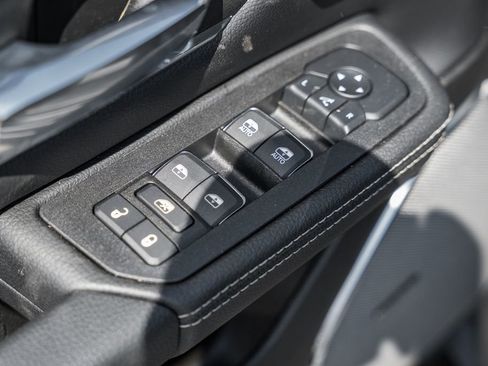 New 2026 RAM 1500 Laramie w/ Night Edition image 39