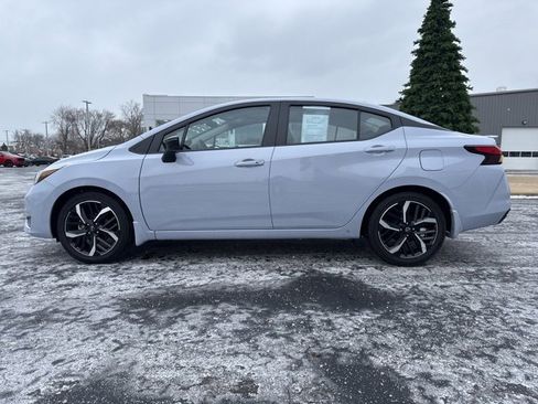 Used 2025 Nissan Versa SR w/ Trunk Package image 4