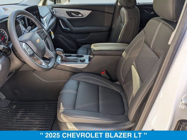 New 2025 Chevrolet Blazer LT w/ Redline Edition AWD/4WD image 6