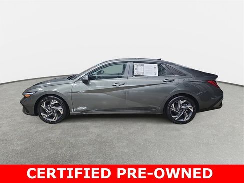 Certified 2025 Hyundai Elantra Limited image 8