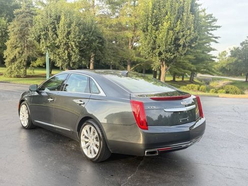 Used 2017 Cadillac XTS Luxury w/ Driver Awareness Package FWD image 4