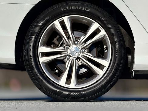 Used 2018 Hyundai Sonata SEL FWD image 19