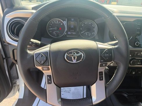 Used 2021 Toyota Tacoma Limited w/ Nightshade Package AWD/4WD image 19