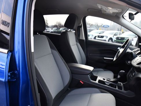 Used 2017 Ford Escape SE image 16