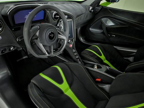 Used 2021 McLaren 765LT RWD image 21