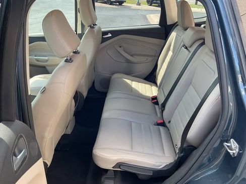 Used 2019 Ford Escape Titanium AWD/4WD image 21