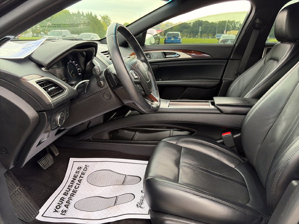 Used 2020 Lincoln MKZ Reserve w/ Monochromatic Package AWD/4WD image 16