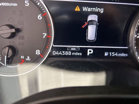 Used 2023 Mitsubishi Outlander SE FWD image 49