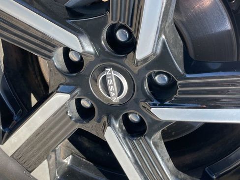 Used 2024 Nissan Sentra SV image 32