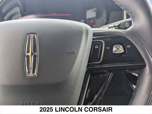 Used 2025 Lincoln Corsair FWD w/ Equipment Group 101A image 15