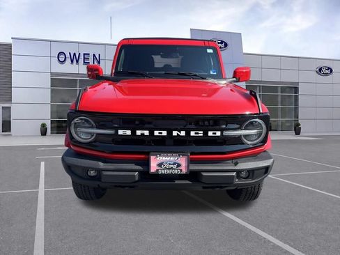 Used 2022 Ford Bronco Outer Banks AWD/4WD image 8