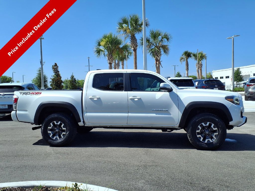 Used 2021 Toyota Tacoma TRD Off-Road w/ TRD Premium Off Road Package AWD/4WD image 11