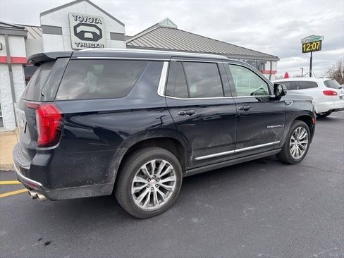 Used 2021 GMC Yukon Denali w/ Denali Premium Package image 16