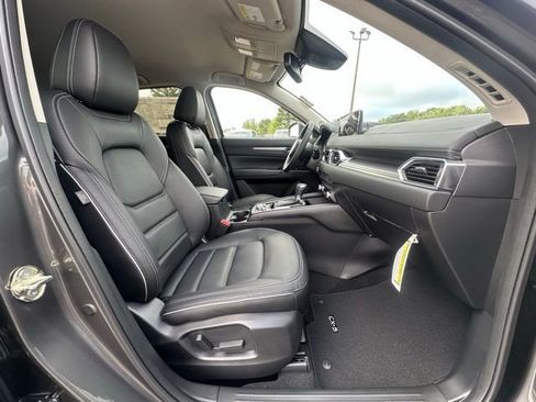 New 2025 MAZDA CX-5 AWD 2.5 S w/ Preferred Package image 31