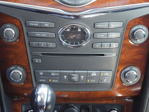 Used 2016 INFINITI QX80 4WD w/ Deluxe Technology Package image 40