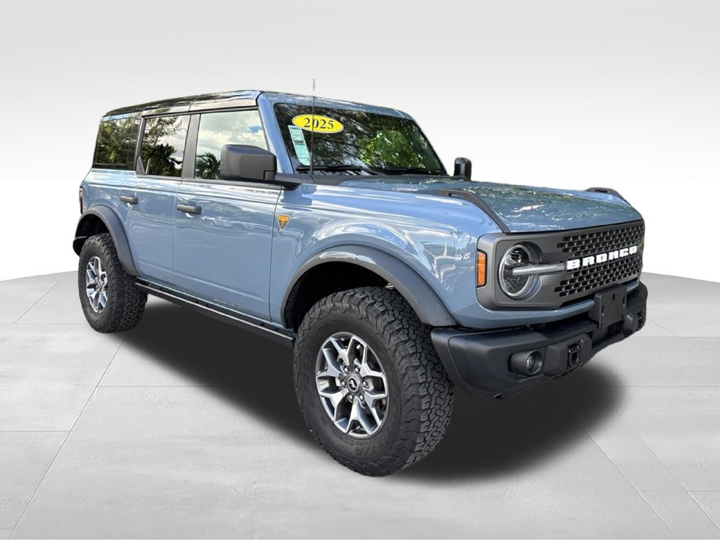 Used 2025 Ford Bronco Badlands AWD/4WD image 7