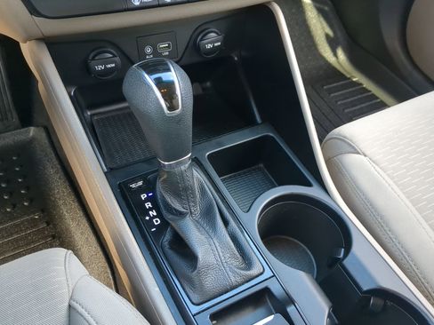 Used 2021 Hyundai Tucson SE image 28