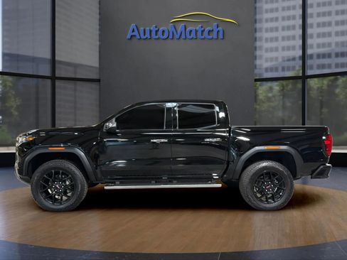Used 2023 GMC Canyon Denali w/ Denali Black Edition image 7