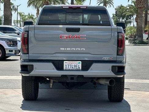 Used 2025 GMC Sierra 2500 AT4 w/ AT4 Premium Plus Package AWD/4WD image 5